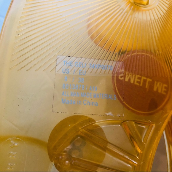 Katy Perry Apricot scented jelly sandals NWOT - Picture 10 of 10